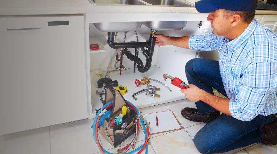 Professional Water heater repair in Roe, AR